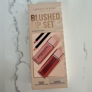 NEW IN BOX - Anastasia Beverly Hills “Blushed Lip Set”